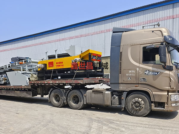 1300型廢鋁破碎機發貨